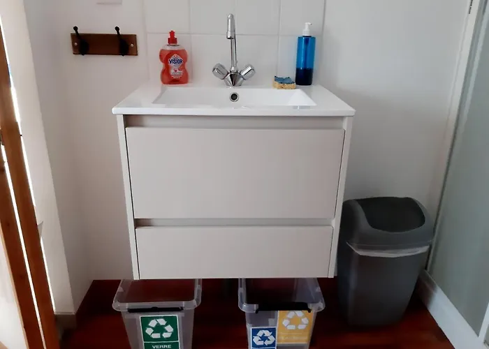 Comme Chez Vous Bed & Breakfast 3*